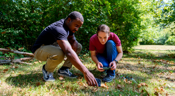 Students work in the Hulman Farm Field Lab. 