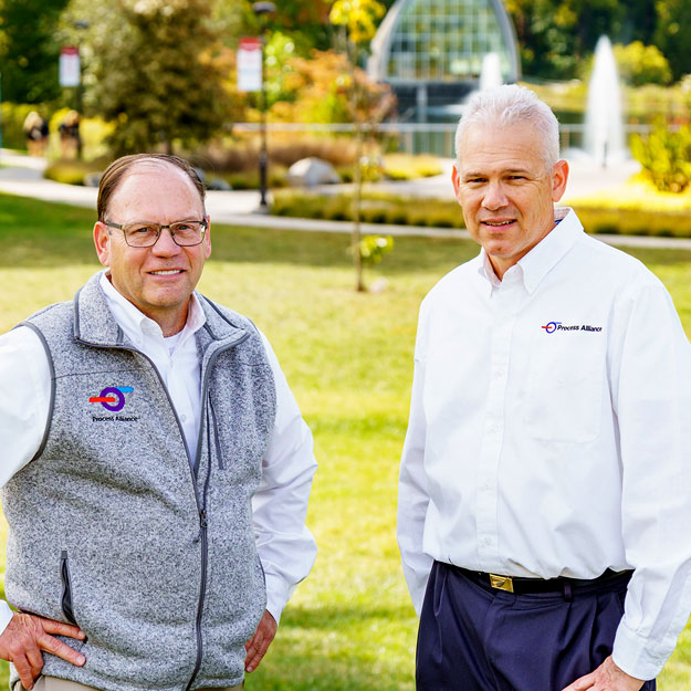 Photo of Darren Thompson and Steve Ghera together on the Rose-Hulman campus.